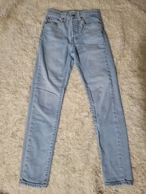 Levi's Wedgie Skinny Jeans | Light Blue | High Rise | Size 24 | 24" Inseam